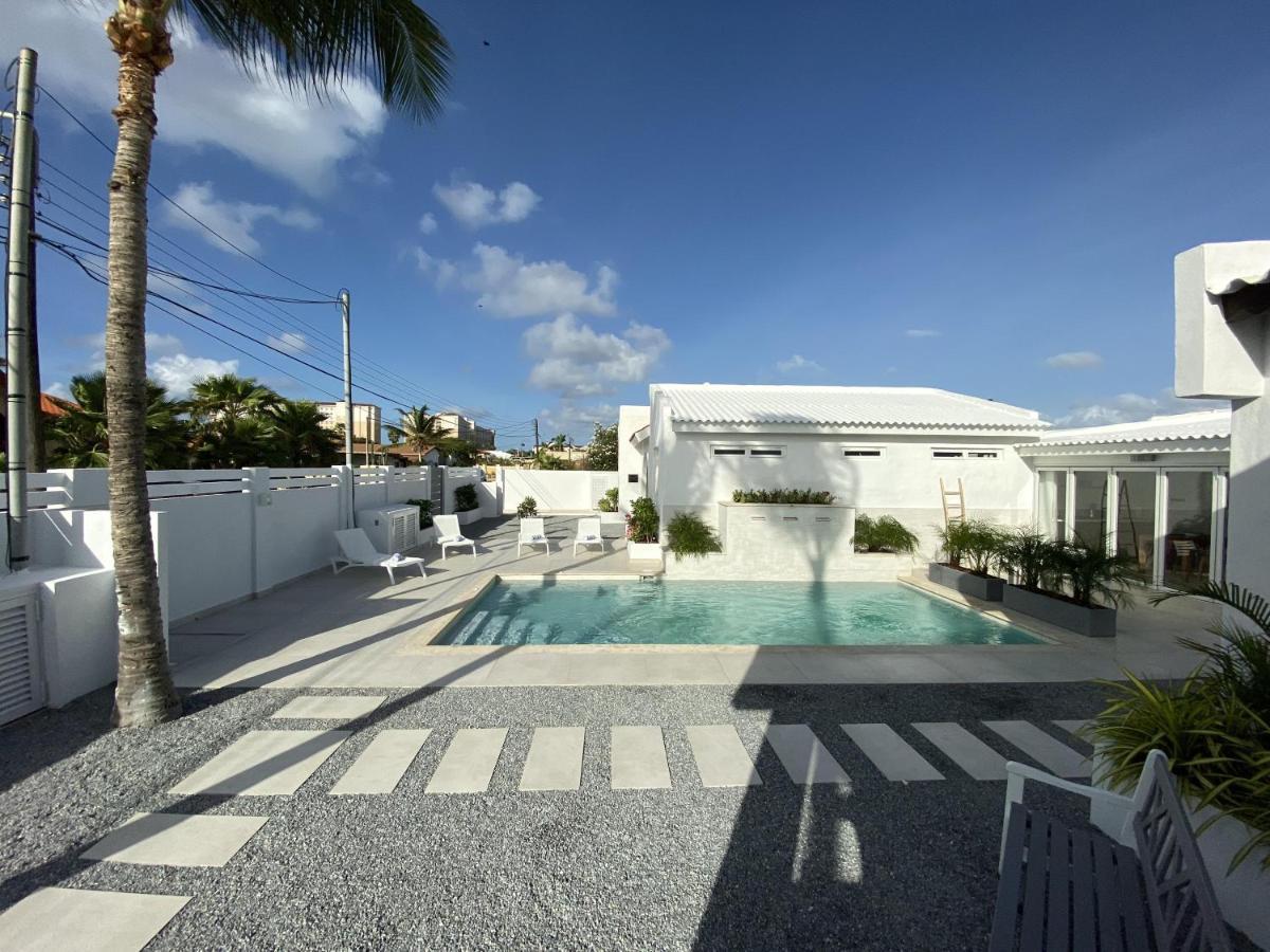 Movida Inn Aruba Palm Beach Ngoại thất bức ảnh